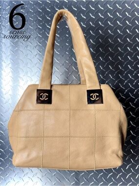 Chanel 2004 Vintage LAX Square Stitch Soft Caviar CC Tote in Beige
